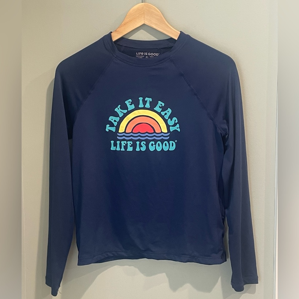 Kids Life isโ Good long sleeve sun crusher rash guard UPF50+